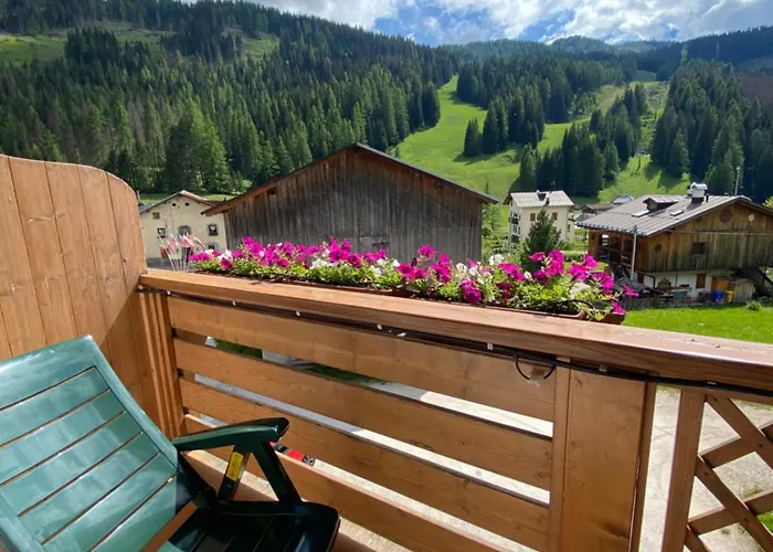 Hotel Garni Ladinia 3*