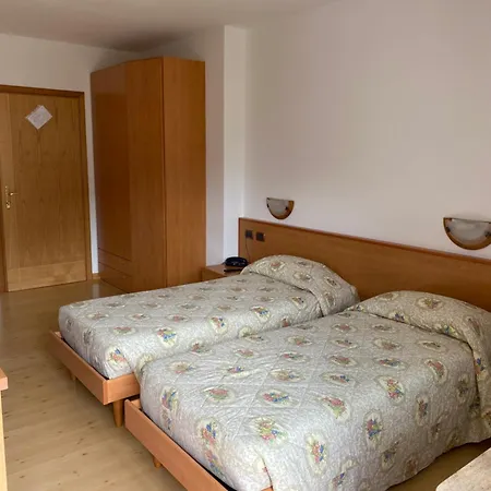 Garni Ladinia Hotel Pescul