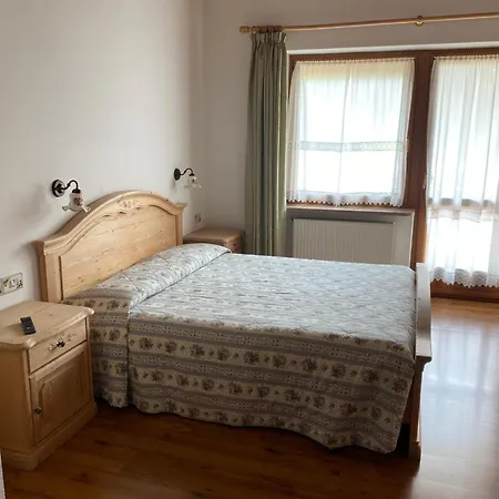 Garní Ladinia Hotel Pescul