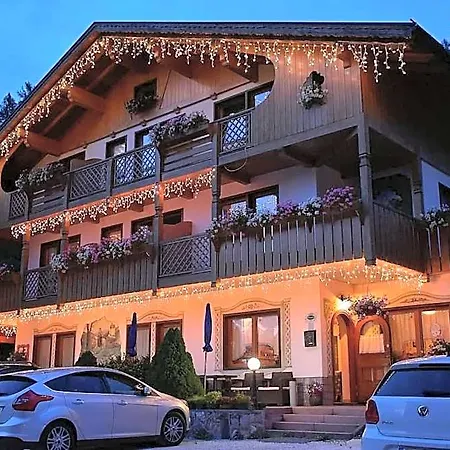 Garni Ladinia Hotel Pescul